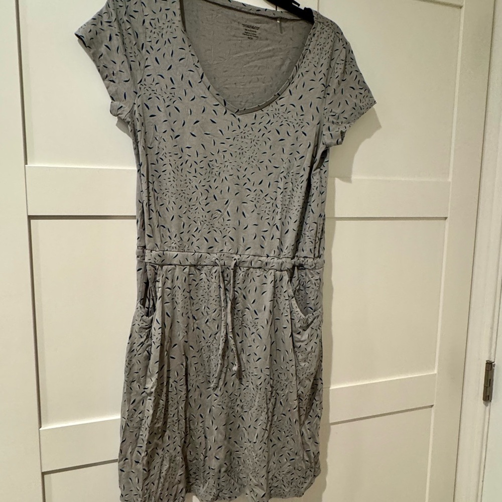 Toad&Co Gray Mini Dress with blue accents, pockets, tie waist. Small-Medium. - Picture 3 of 5